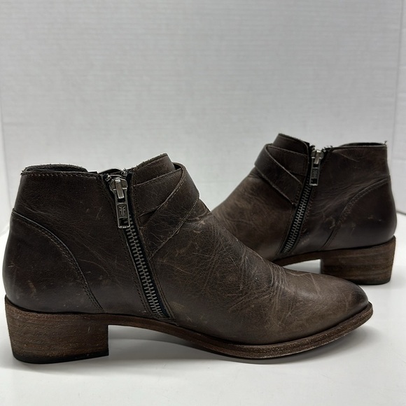 Frye Ray Ankle Booties Western Boots Shoes Double Buckle Dark Brown Size 7.5 - Picture 6 of 10